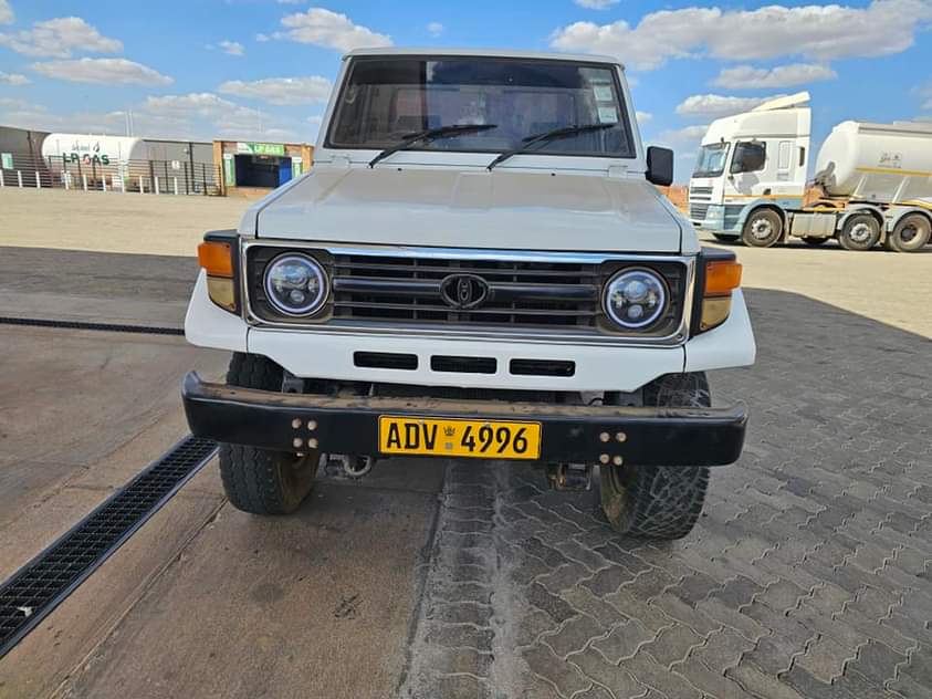 toyota land cruiser