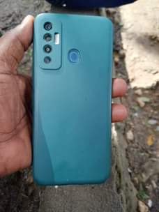 A picture of Tecno canon 18i