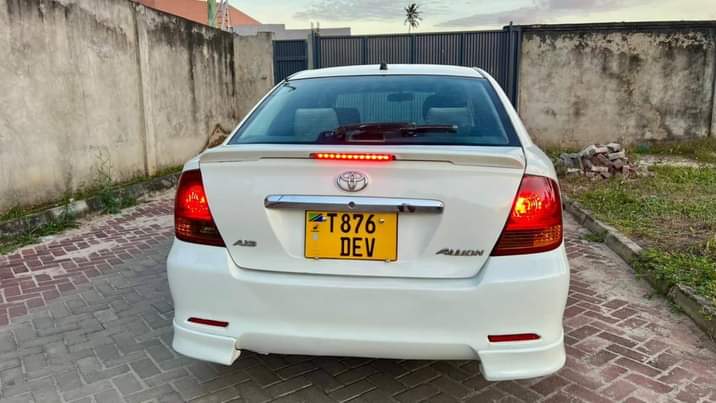 A picture of TOYOTA ALLION