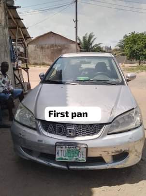 A picture of Honda civic automatic Direct 04 ibeju lekki b4 eleko