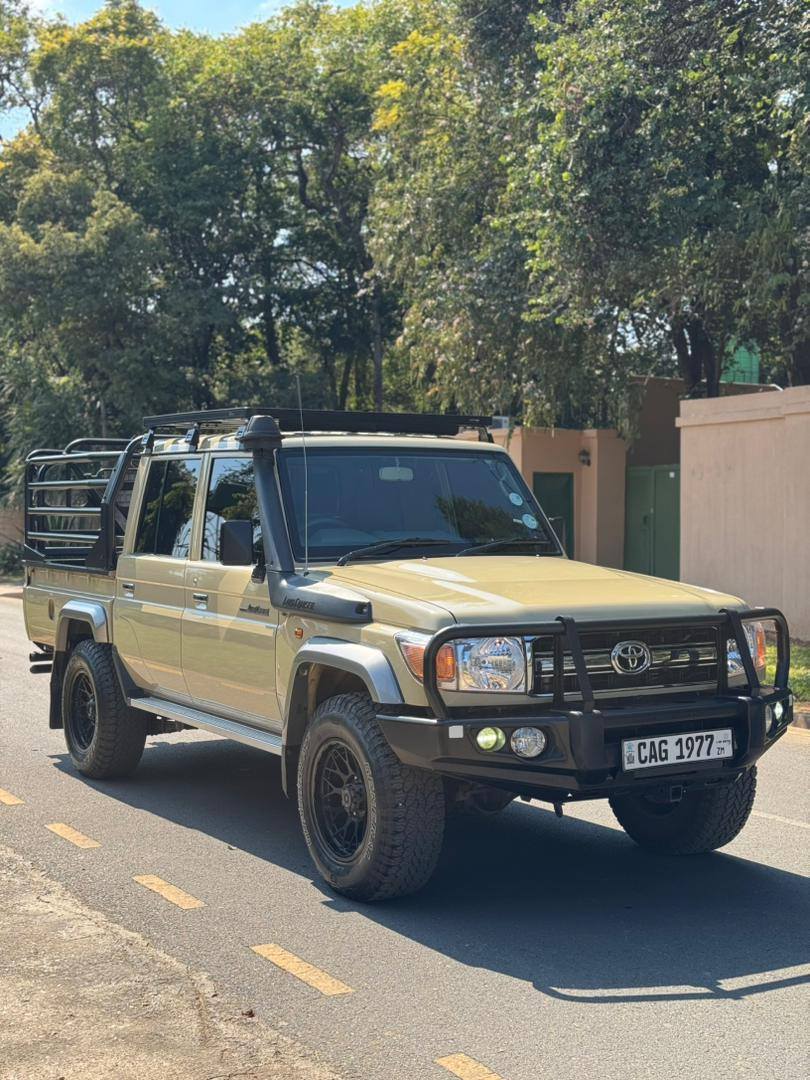 toyota land cruiser