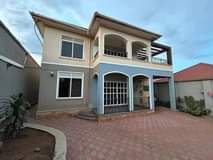 houses kyanja
