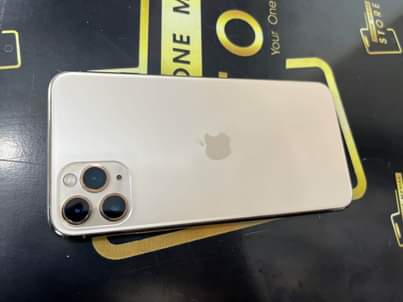 A picture of All phones available. WhatsApp or call 0759979422 0773648989 All phones