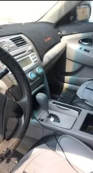 A picture of 2008 Toyota camry baked on first body engine very sound