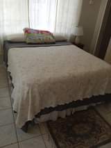 queen size bed