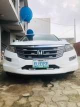 A picture of Honda crosstour