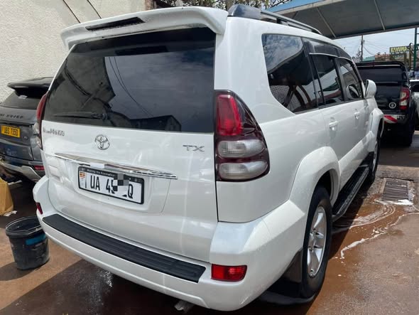 A picture of Landcruiser Prado At 55m