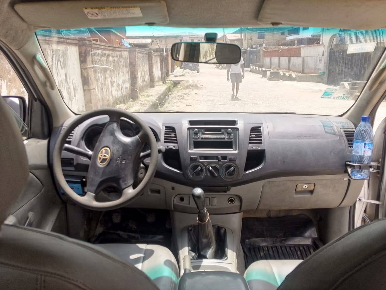 A picture of Hilux Adventure 2011 Engine Gear and Ac are perfectly fine