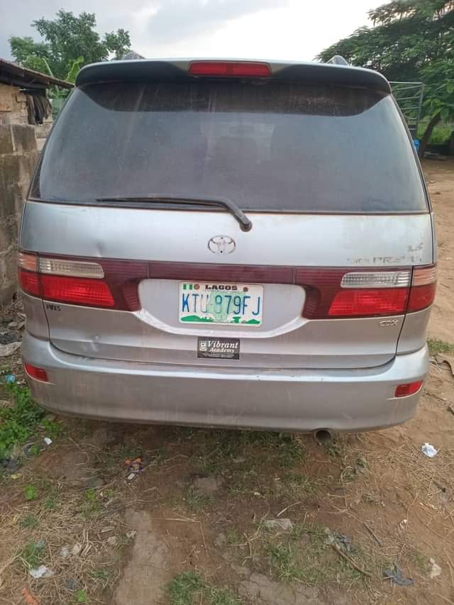 A picture of Location ibadan Price 2 5 last to seller pls Settlement
