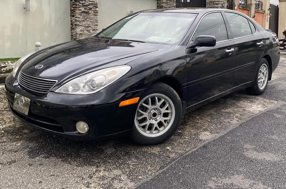 A picture of 2003 LEXUS ES300 FOR SALE