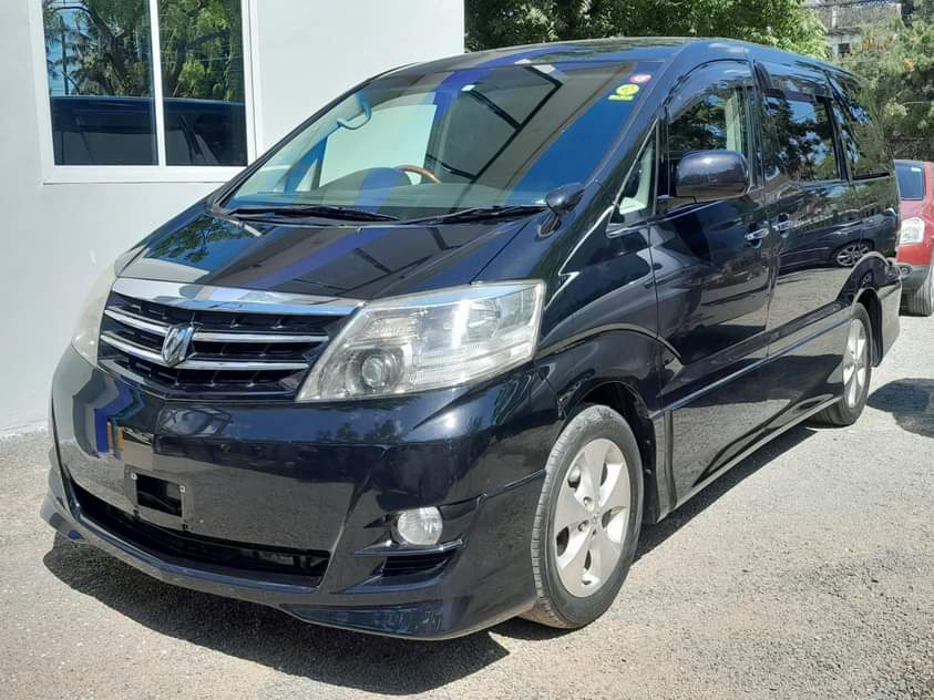 A picture of TOYOTA ALPHARD
