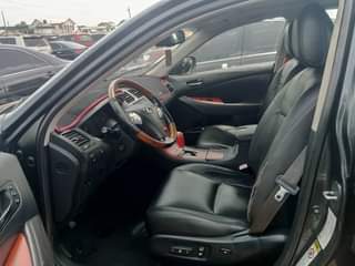 A picture of For sale Slightly used 2010 Lexus ES 350 Full option