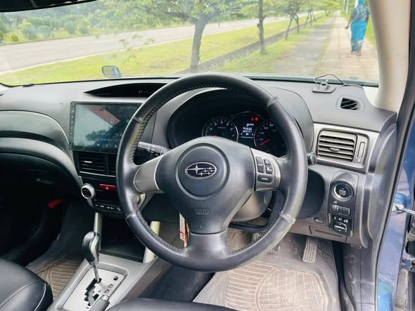 A picture of SUBARU FORESTER