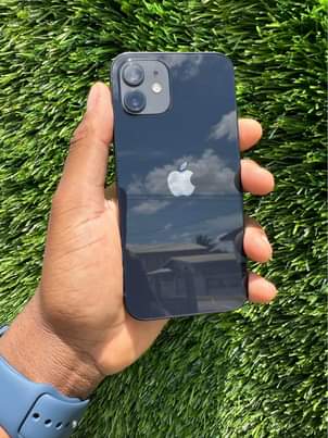 iPhone M.