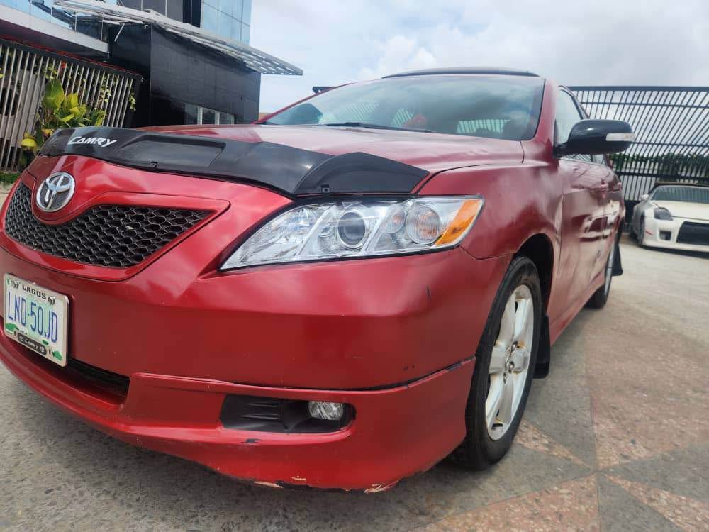 A picture of Very Clean And Sound Toyota Camry sport firstbody 2009Model with