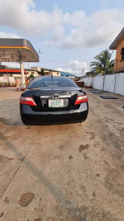 A picture of Camry 08 with