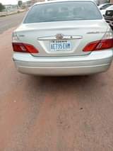 A picture of FIRST BODY 2004 Model Toyota Avalon Good engine and gear