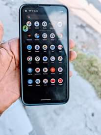 A picture of Google pixel 4a kipengel sehmn ya juu haitach gb128 ram6