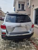 A picture of Reg 09 thumbstart Toyota Highlander Upgraded to 2013 model with