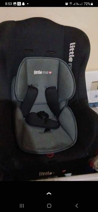A picture of Baby car sit