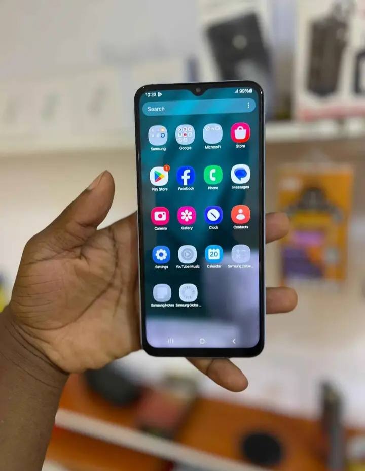 A picture of SAMSUNG GALAXY A13 128GB