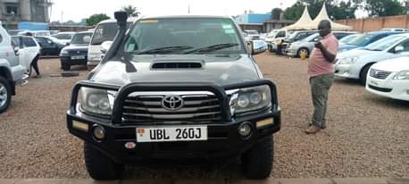 A picture of Toyota Vigo 2013