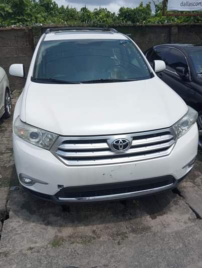 A picture of 2012 Direct Belgium Toyota Highlander Call 08068314979