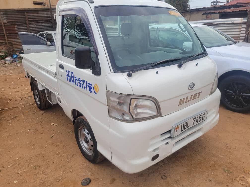 A picture of Hijet van