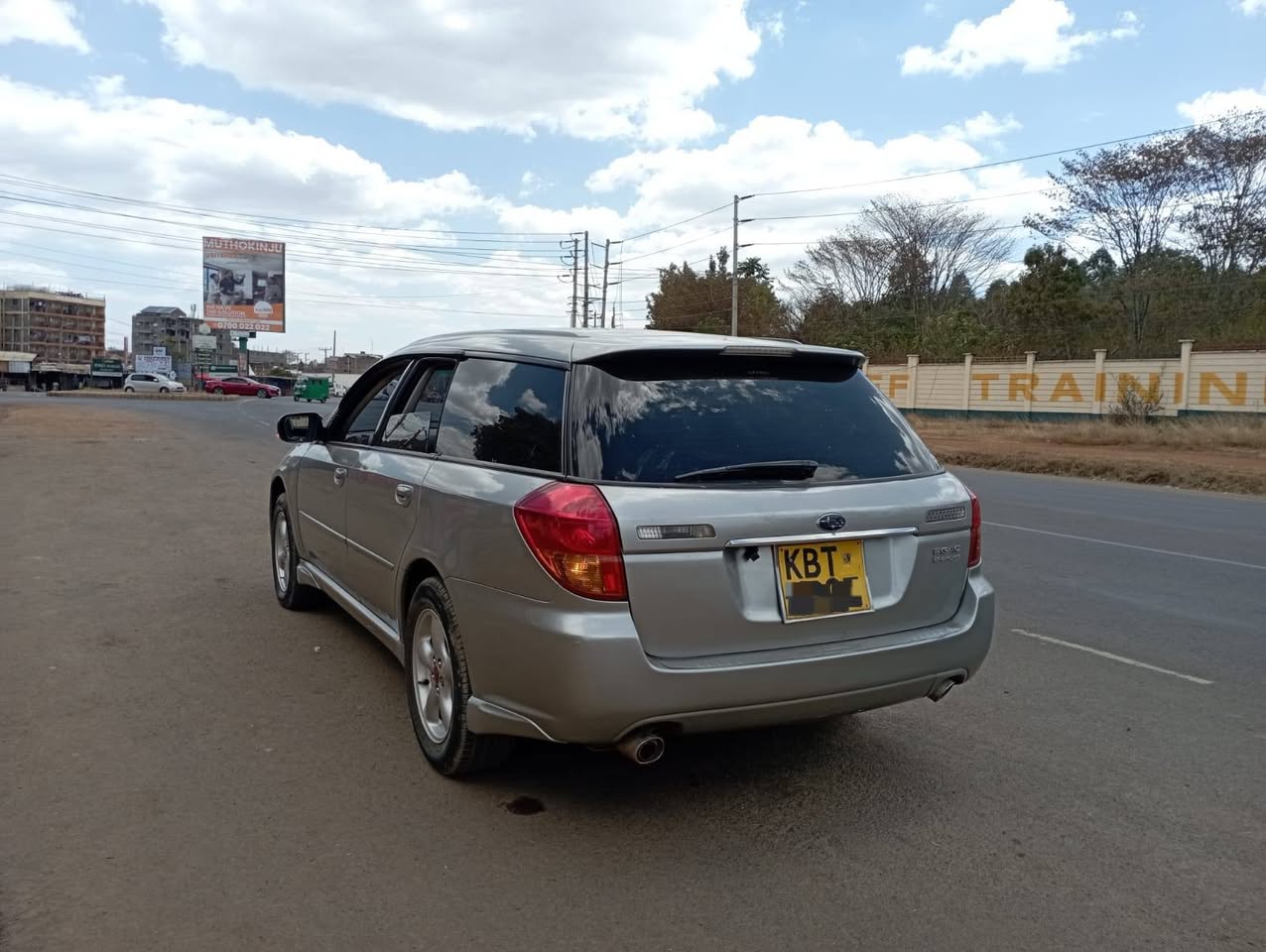subaru legacy