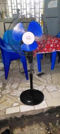 A picture of Friji na mafeni Bei Chee 0653142079