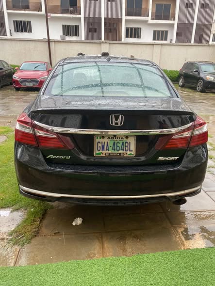 A picture of CLEAN DISTRESS 2015 HONDA ACCORD SPORT FULL OPTION