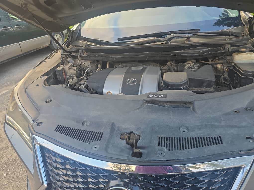 A picture of Lexus RX350 2018 model Used but not register Nothing to