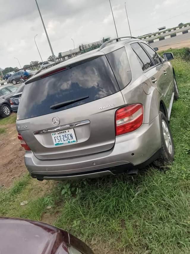 A picture of Neatly used Mercedes ML 4matic with Untempered engine and gear