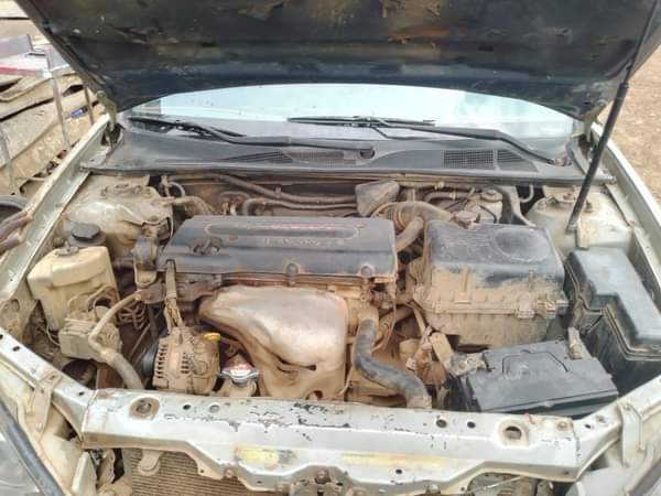A picture of 2006 Toyota Camry First body Good Engine and Gear AC