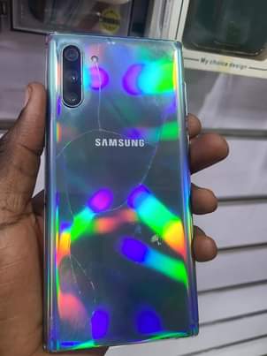 A picture of SAMSUNG NOTE10 5G 512GB 12GB RAM