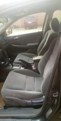 A picture of 2005 honda eod Engine Nd gear perfectly working fine Painted