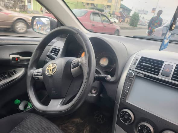 A picture of Sharp 2010 Toyota Corolla 6 9m only