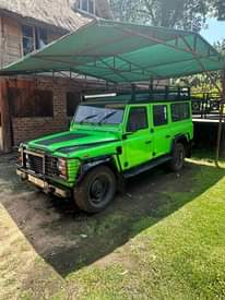 A picture of Land rover defender