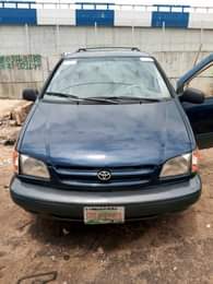 A picture of Very clean Sienna Well used Engine is super untampered GEAR