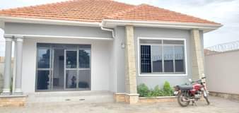 houses kyanja