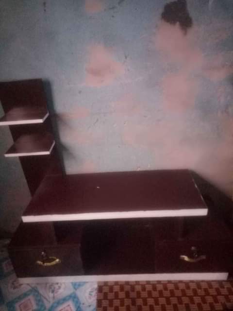 A picture of Shoes tv