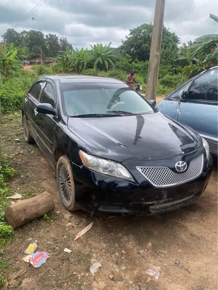 A picture of Available for sale first body pan of Toyota Camry 2