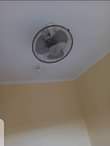 A picture of saloon inauzwa million1 ipoo mabibo NIT piga 0625279741