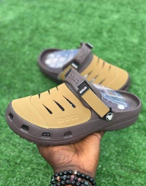 crocs