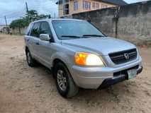 A picture of Honda pilot