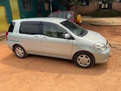 A picture of Toyota raum 23m