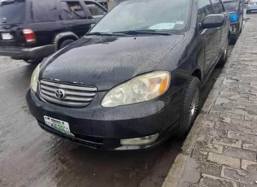 A picture of TOYOTA COROLLA 2004 ENGINE AC GEAR BODY OKAY PRICE 3M