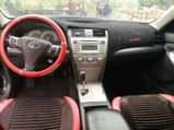 A picture of Camry se 2009