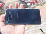 A picture of SAMSUNG S 10