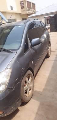 A picture of Toyota Corolla Verso 2004 Sound engine and gear AC compressor